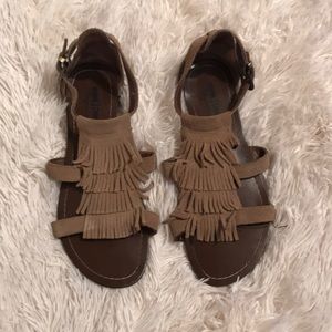 Minnetonka fringe sandals